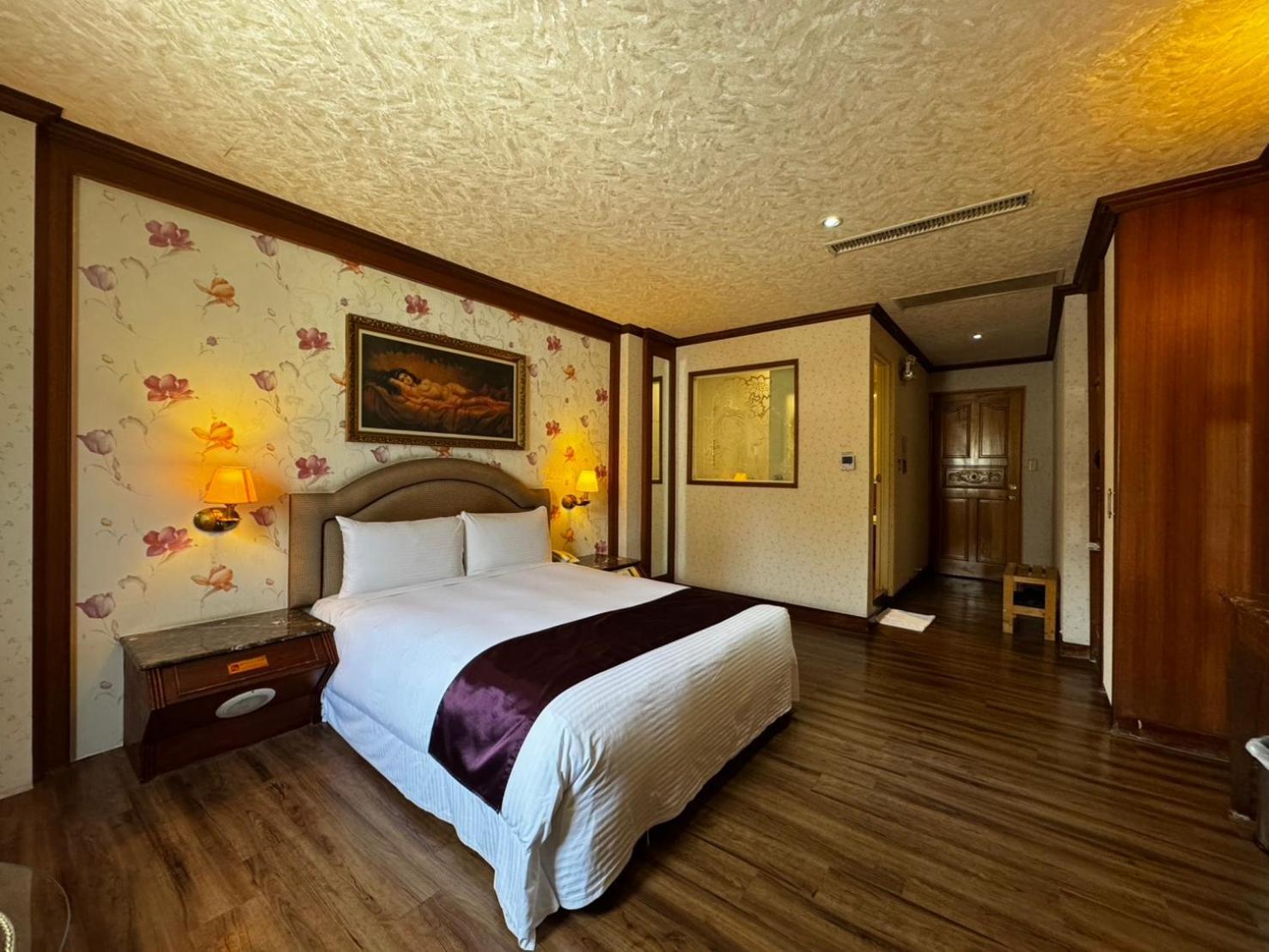 I Live Motel Kaohsiung Esterno foto